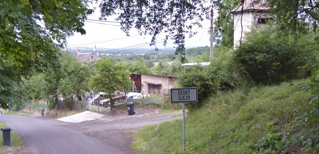 Mladík líči celebrity. Ale to, ako mení obyčajné ženy, vám vyrazí dych