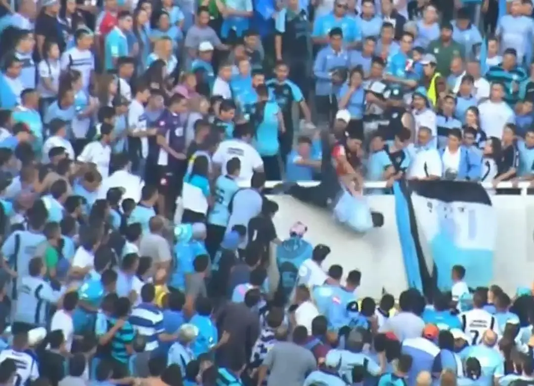 Smrť futbalového fanúšika v Argentíne