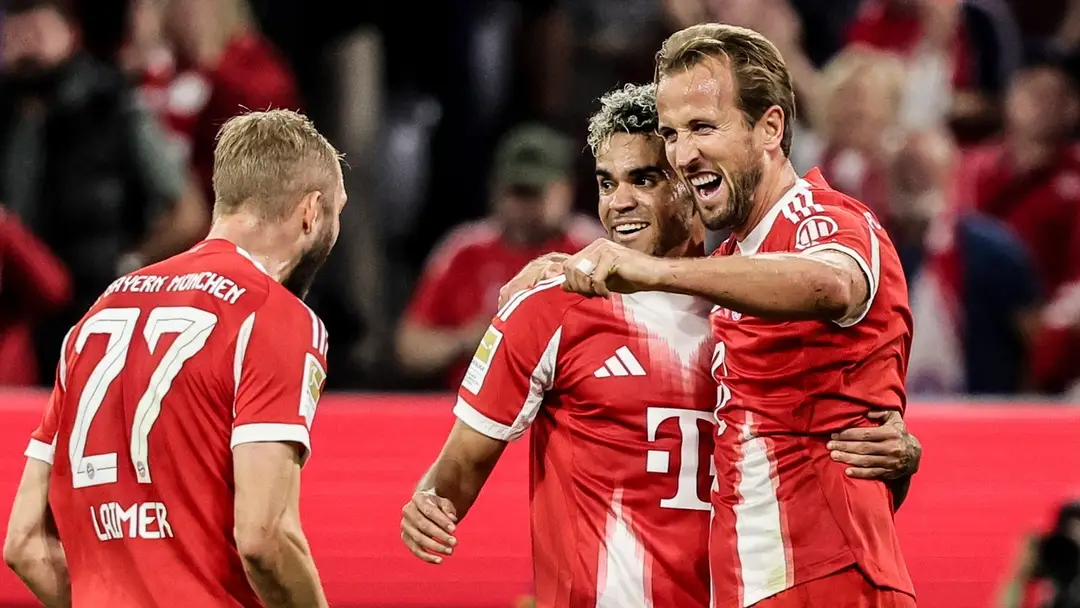 Harry Kane (vpravo)