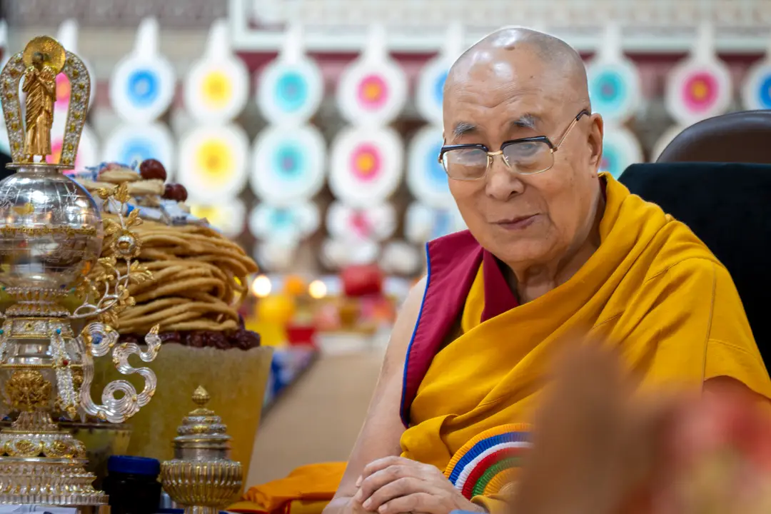 Oslava 90. narodenín tibetského duchovného vodcu dalajlámu