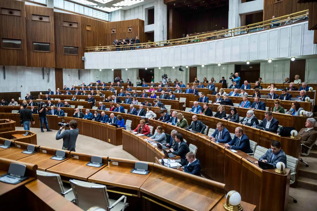 Parlament.