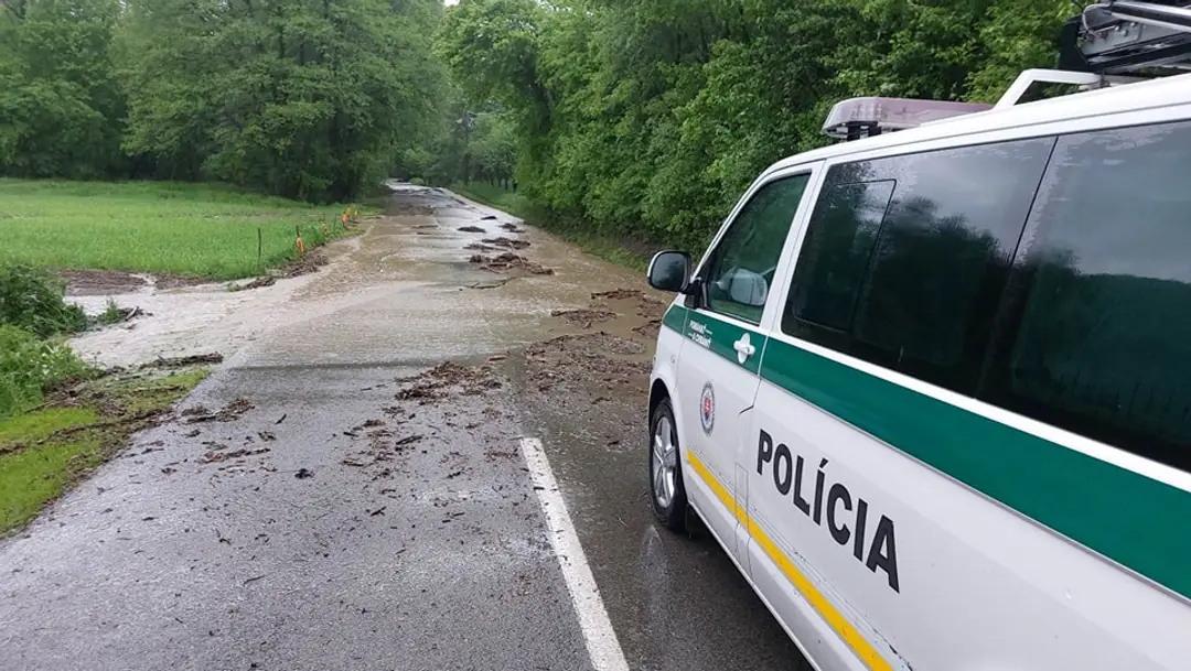 Zasahuje aj polícia