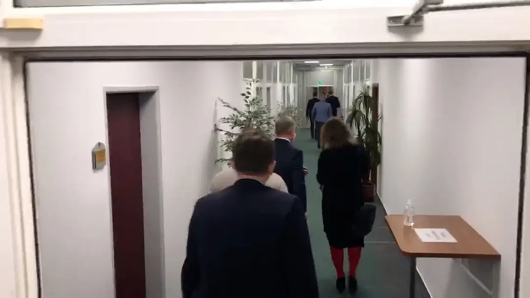 Útek Igora Matoviča pred novinármi.