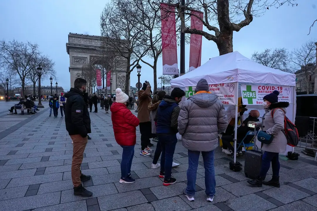 Testovanie na koronavírus v Paríži.