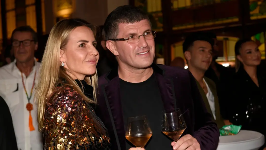 Leon Tsoukernik s manželkou.