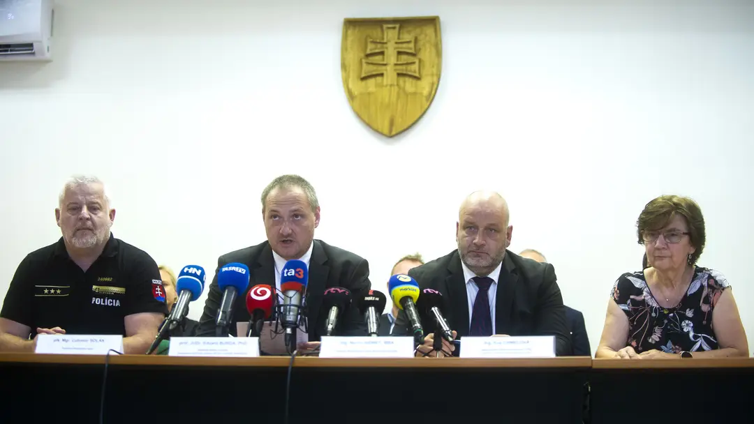 Oficiálne vyhlásenie výsledkov do EP. 