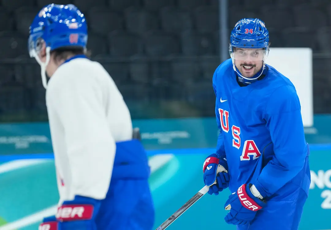Auston Matthews na tréningu USA.
