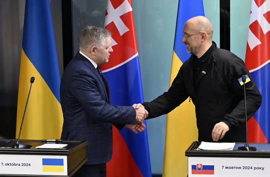 Predseda vlády SR Robert Fico a predseda vlády Ukrajiny Denys Šmyhaľ