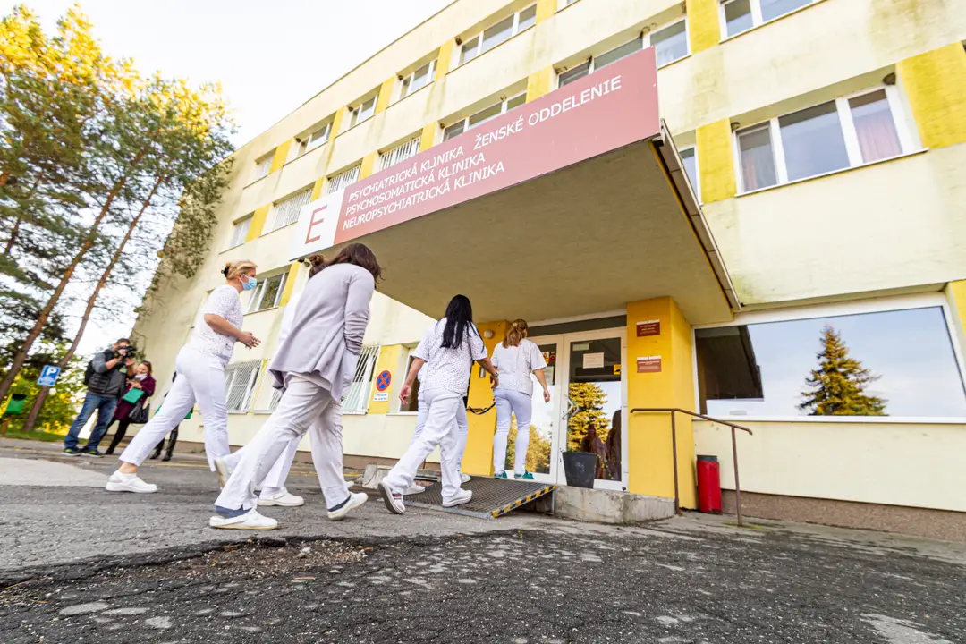 Zrekonštruované priestory Neuropsychiatrickej kliniky SZÚ v Psychiatrickej nemocnici Philippa Pinela v Pezinku.