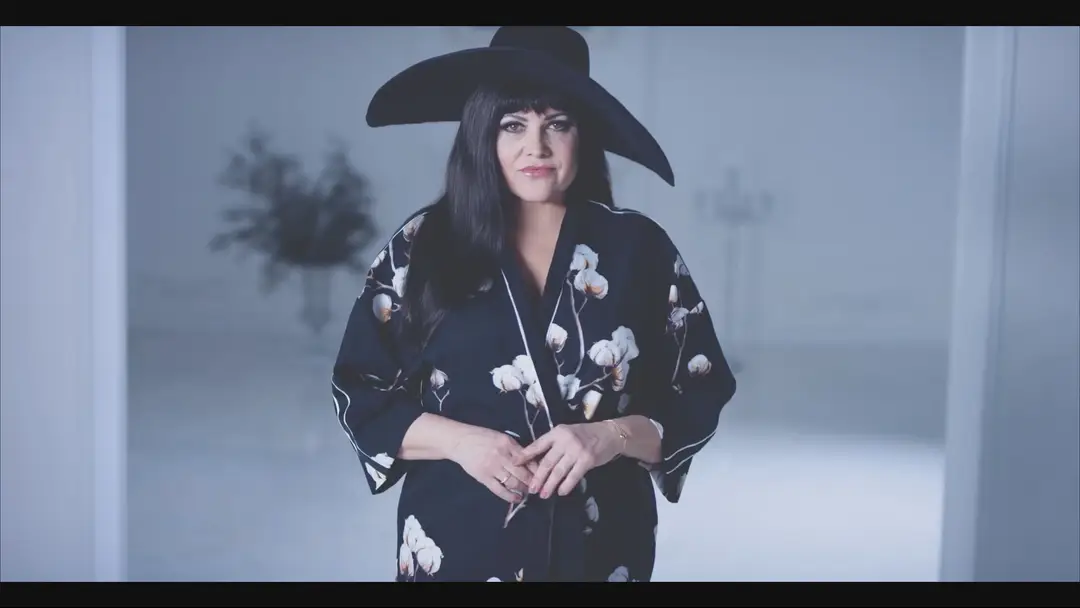 Speváčka Ilona Csáková