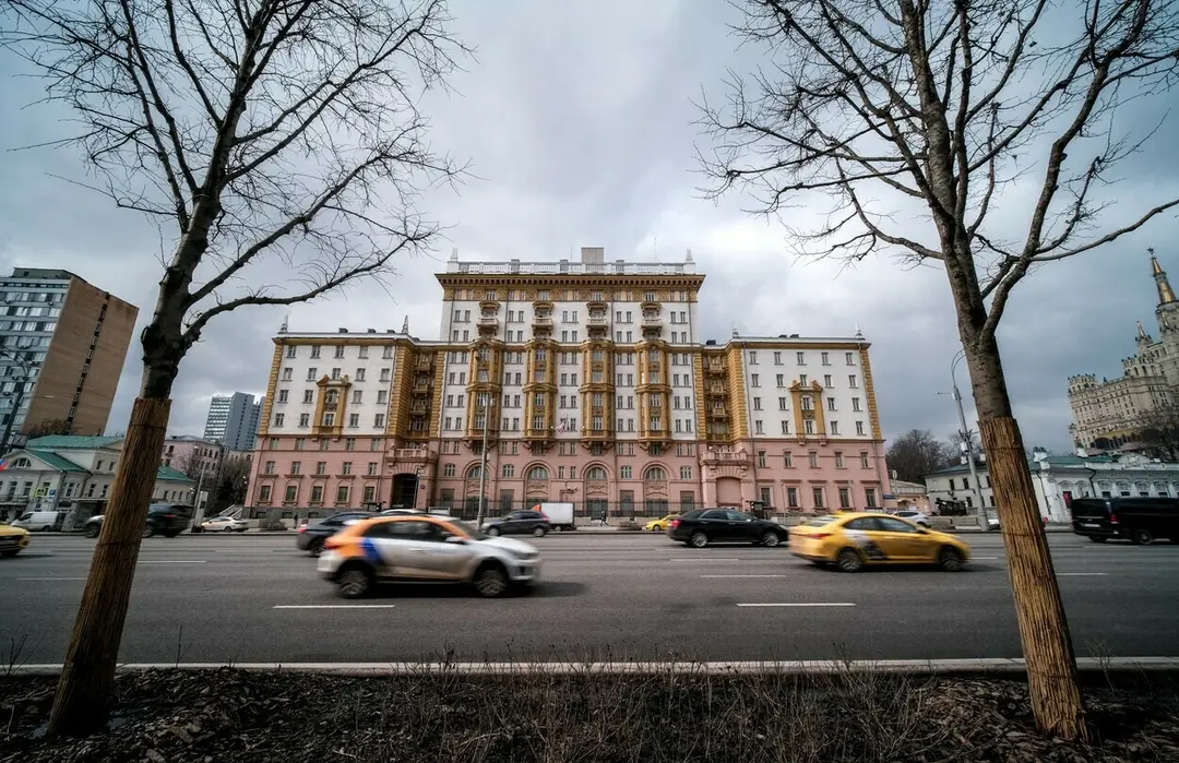 Budova americkej ambasády v Moskve.