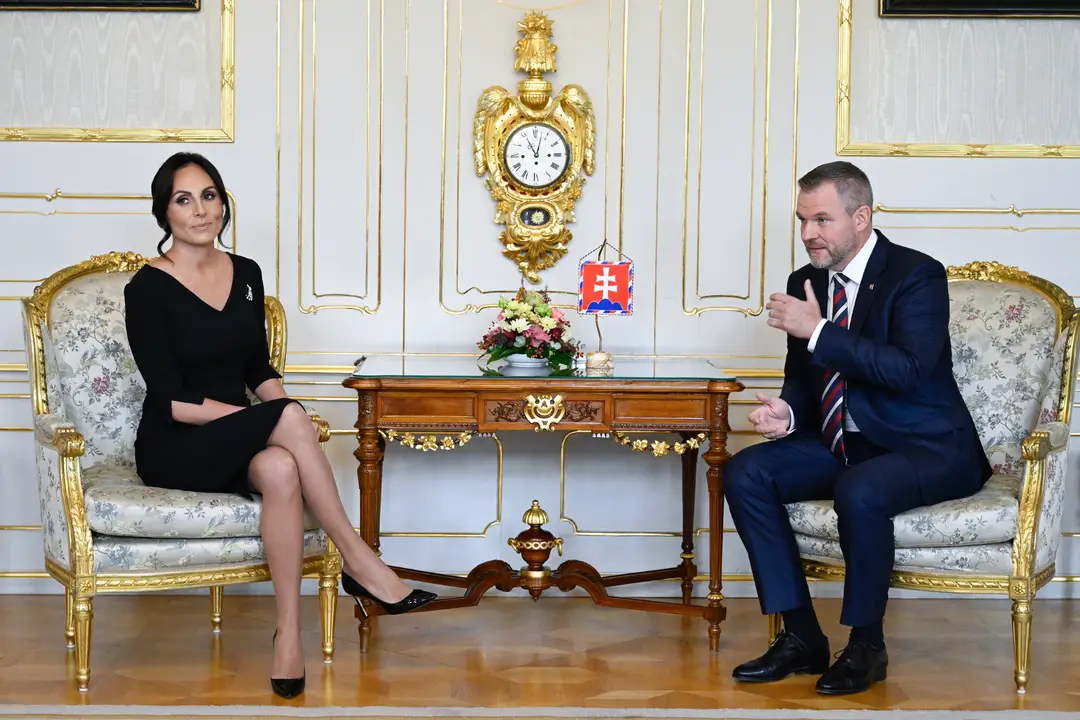 Na snímke prezident Peter Pellegrini a ministerka zdravotníctva Zuzana Dolinková (Hlas-SD) počas prijatia v Prezidentskom paláci.