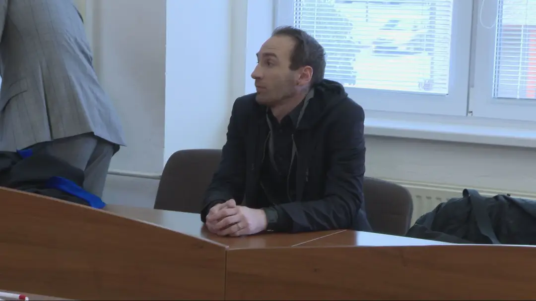 Známeho herca posielajú na dlhé roky za mreže