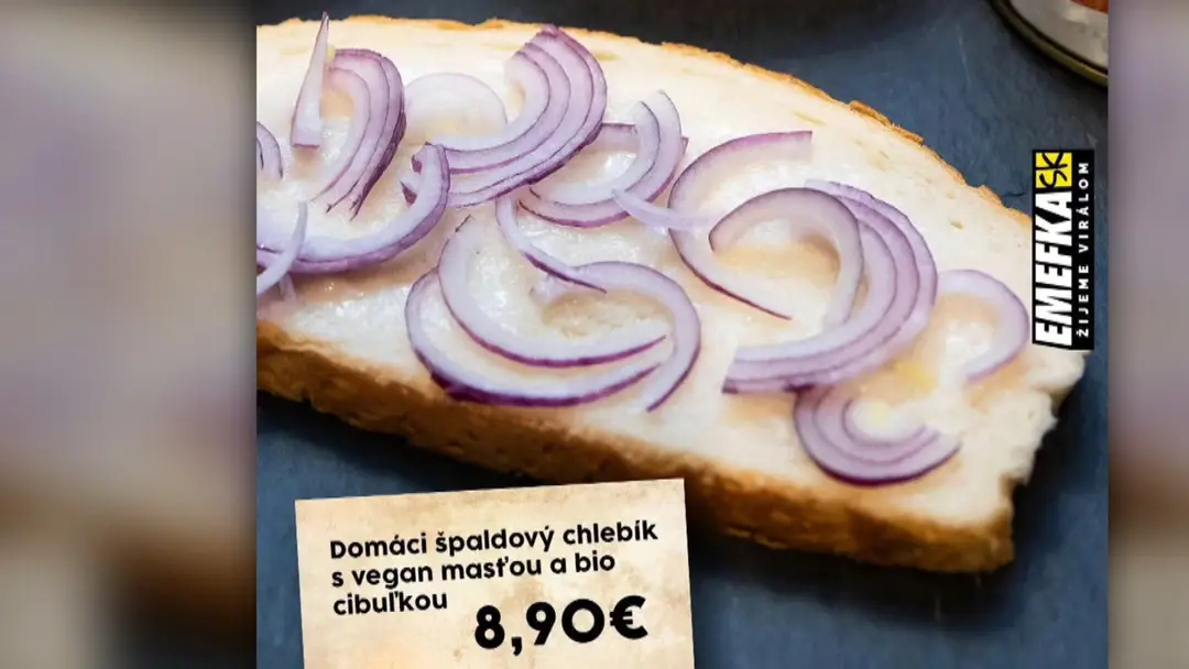 Chlieb s masťou a cibuľou 