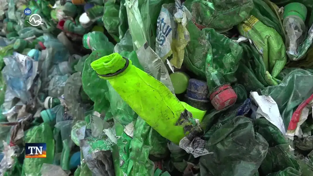 [multi] Recyklovanie farebných PET fliaš 1760