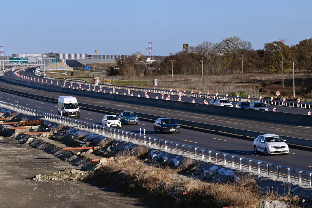 Časť dialničného úseku D1 počas odstávky pri Bratislave v smere na Trnavu.