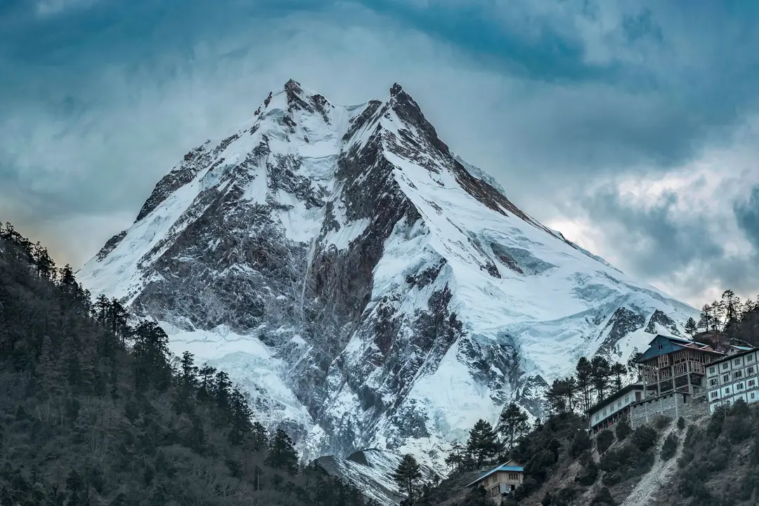 Himalájsky vrch Manaslu