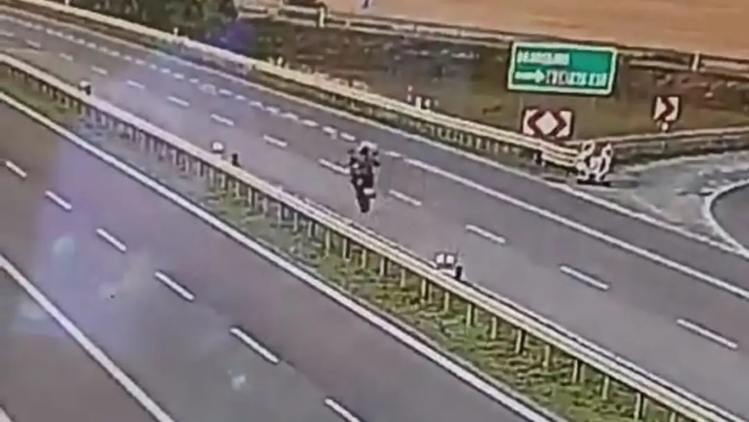 Mladý muž zomrel po páde z motorky 
