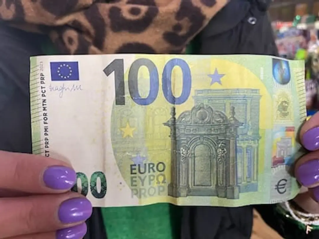 Falošná stoeurová bankovka z Trenčína