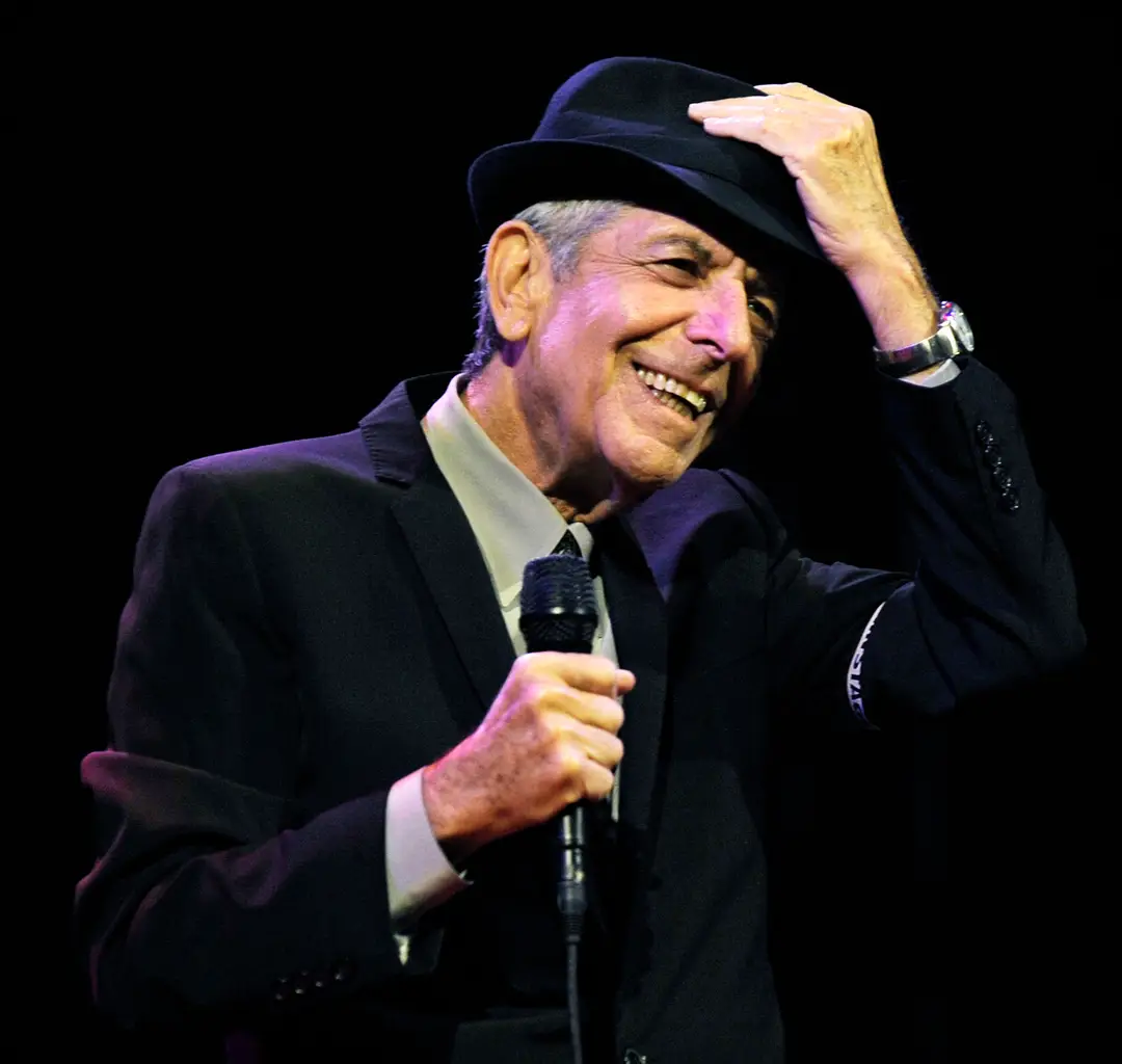 Legendárny kanadský básnik, spevák a skladateľ Leonard Cohen.