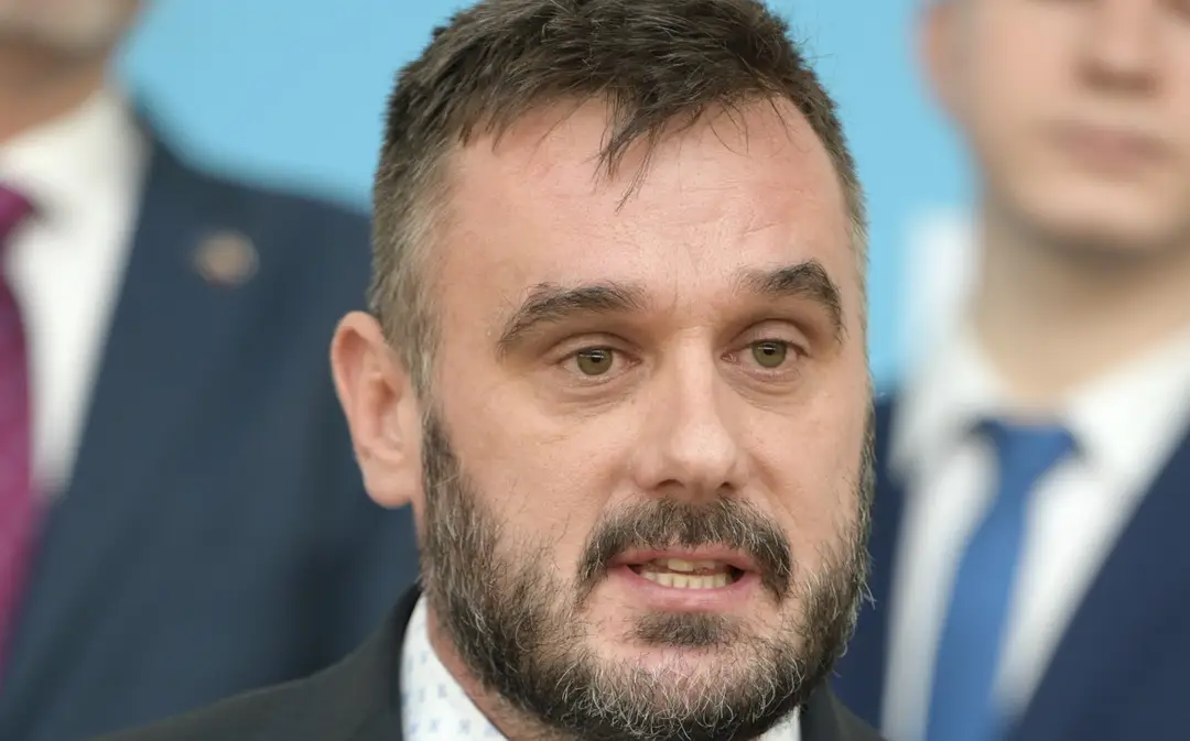  Michal Wiezik