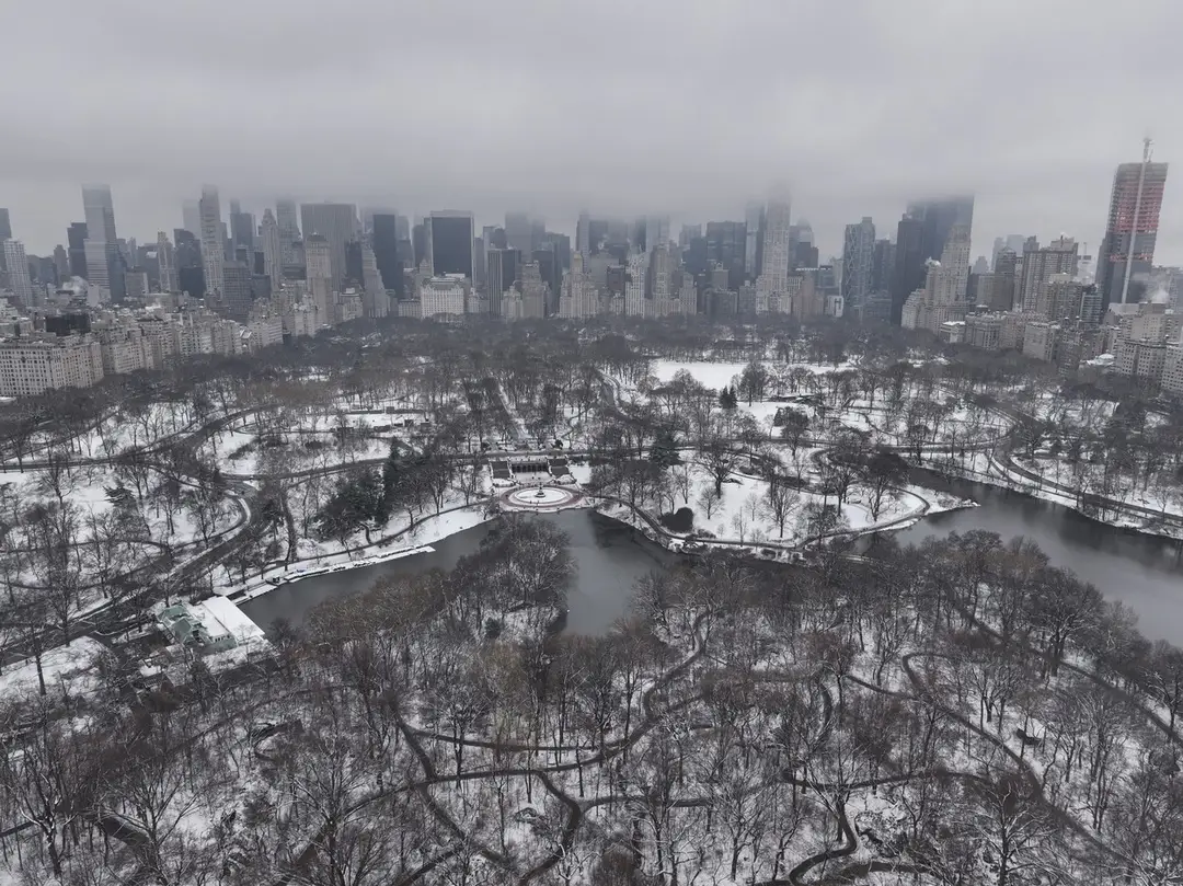 V New Yorku nasnežilo.
