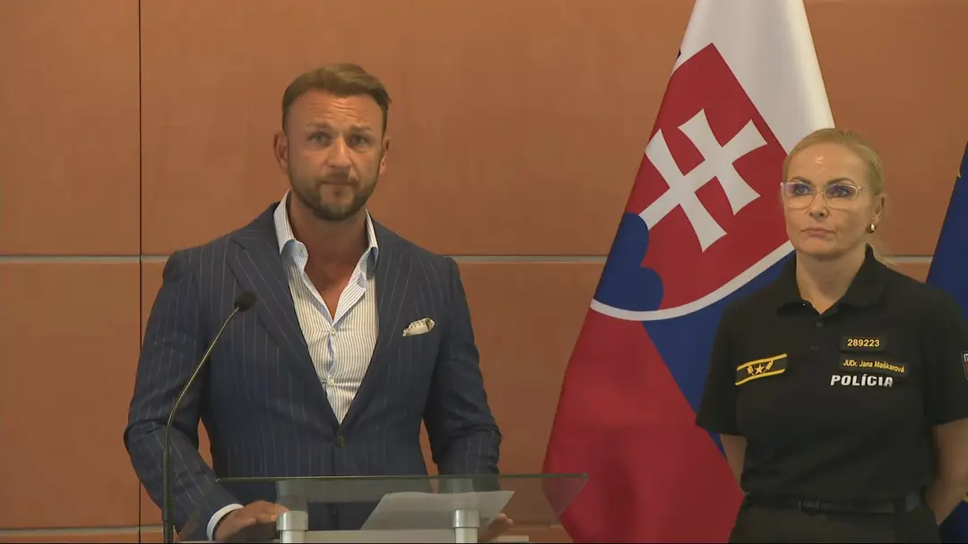 Na snímke ,inister vnútra Matúš Šutaj Eštok a prezidentka policajného zboru Jana Maškarová.