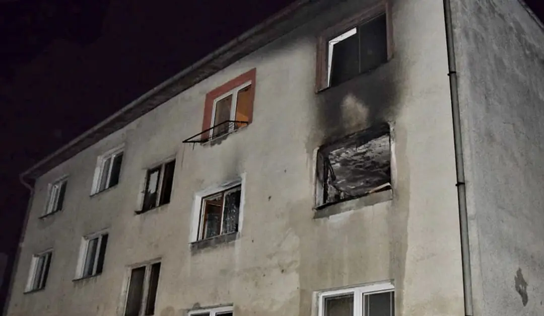 Bytovka, kde požiar vznikol.