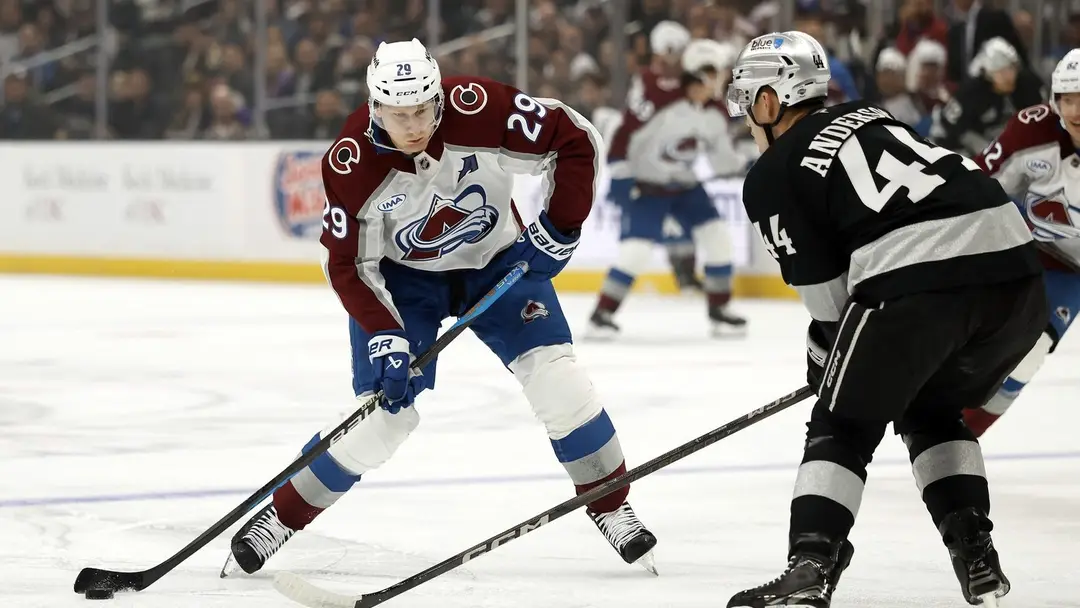 Nathan MacKinnon