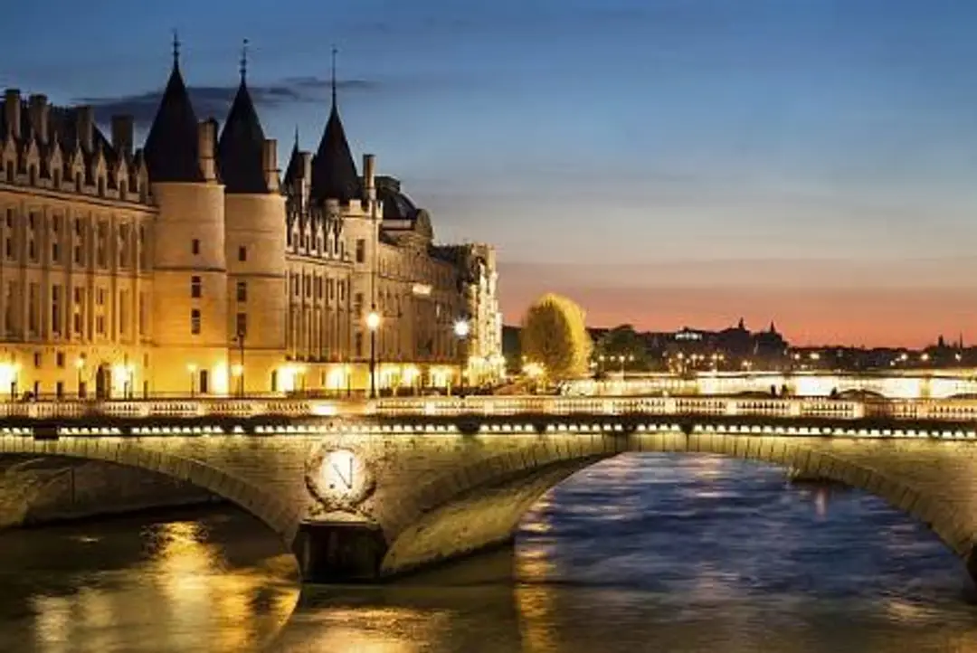 pariz6.jpg