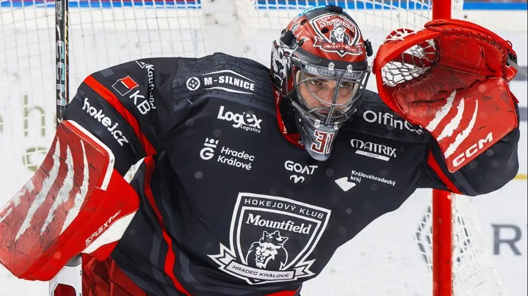 Stanislav Škorvánek v bránke Hradca Králové (cropped)