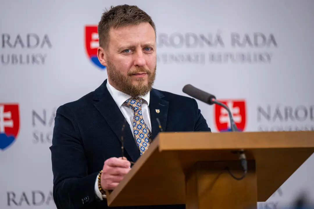 Na snímke splnomocnenec vlády pre prešetrenie pandémie Covid-19 Peter Kotlár (SNS).