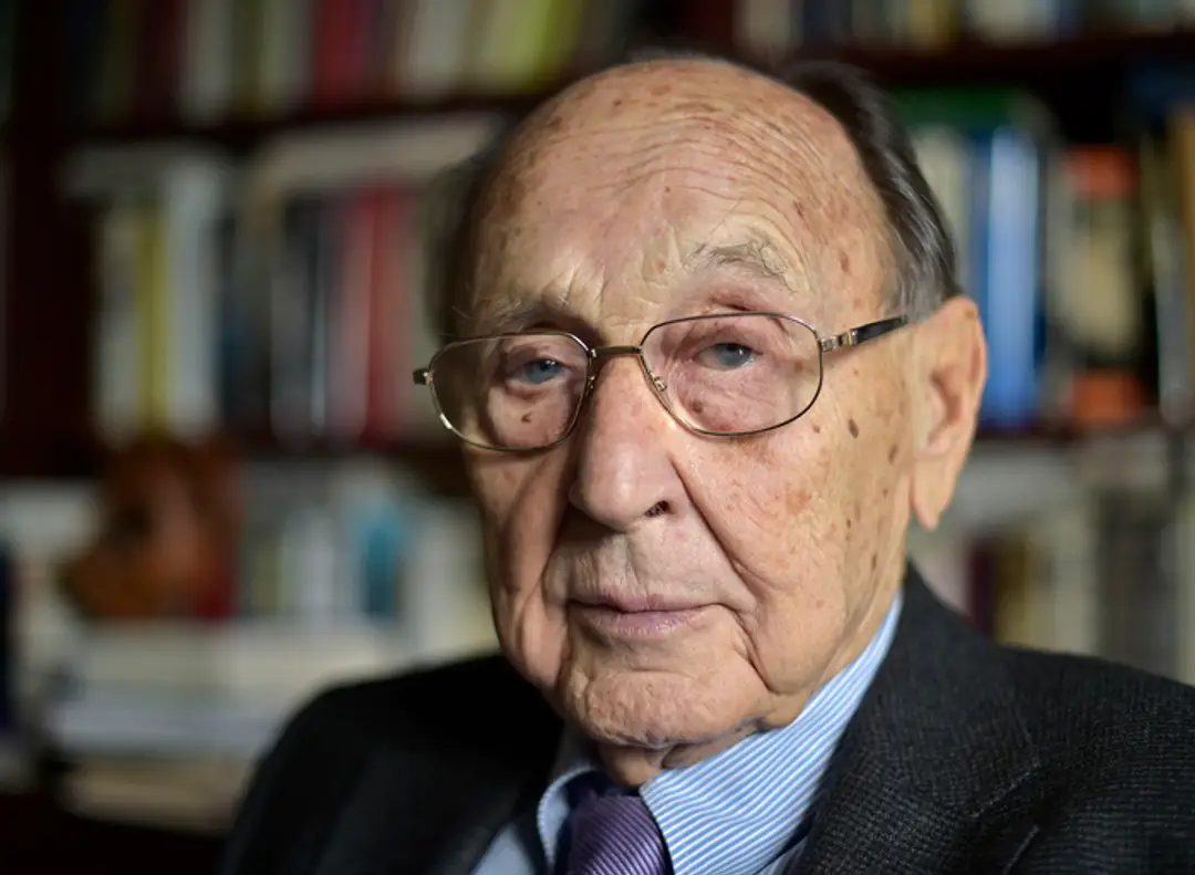 Na archívnej snímke zo 6. novembra 2014 bývalý minister zahraničných vecí Západného Nemecka Hans-Dietrich Genscher.