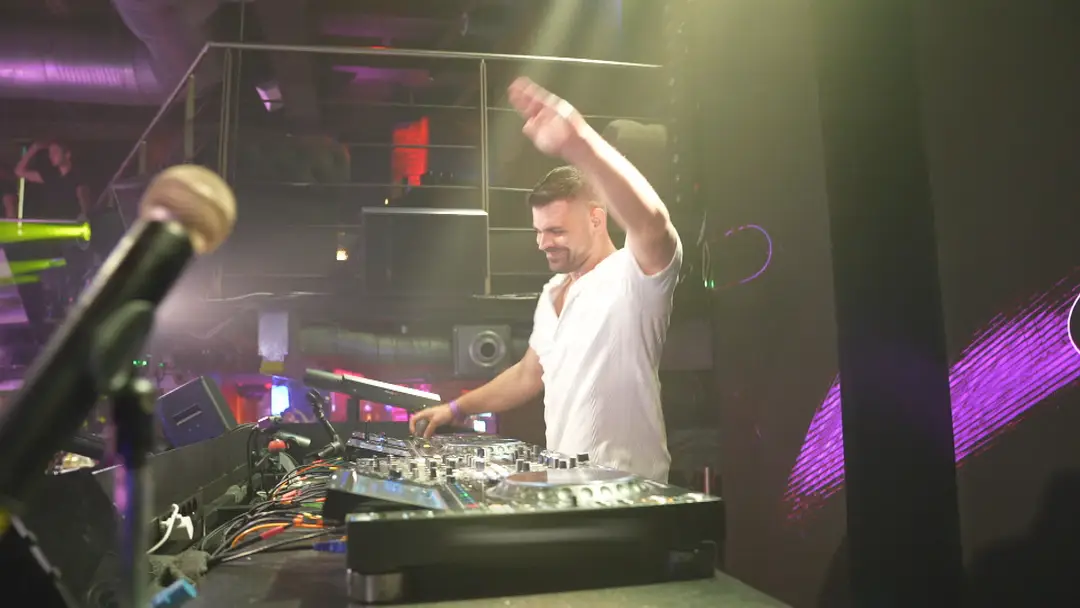 DJ Mairee