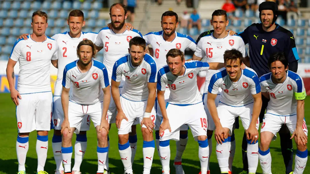 Českí futbaloví reprezentanti na archívnej snímke.