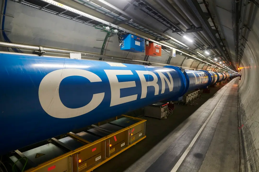 Veľký hadrónový urýchľovač (LHC).
