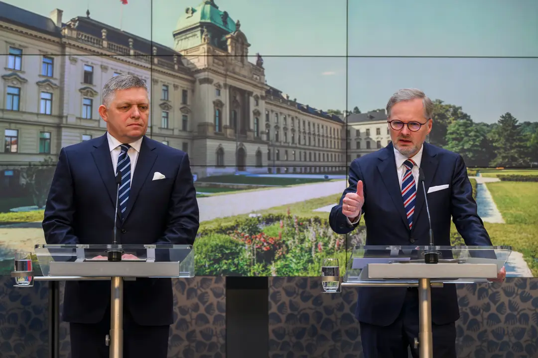Robert Fico a Petr Fiala