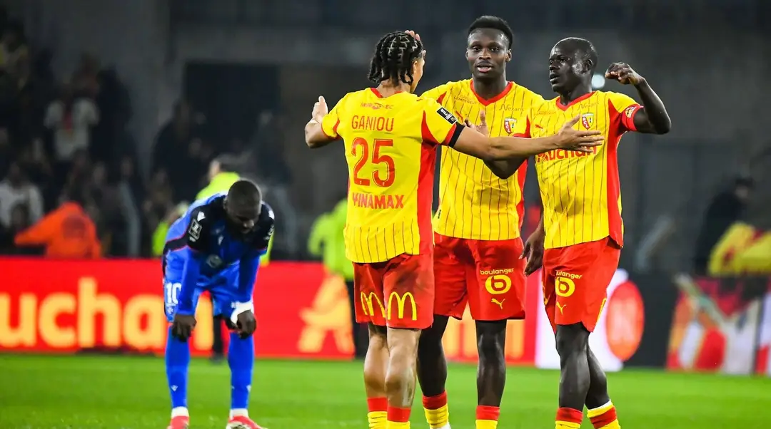 Prekvapiví lídri francúzskej Ligue 1 z Racingu Lens.
