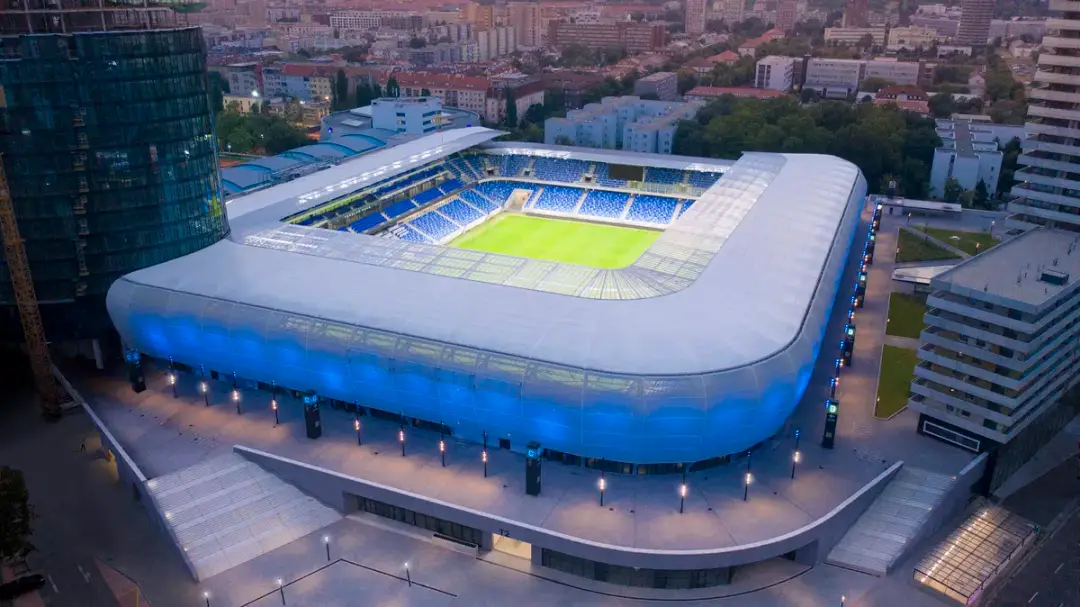 Národný futbalový štadión v Bratislave.