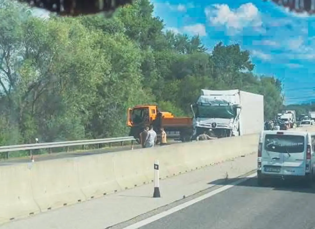 Nehoda kamiónov medzi Košicami a Prešovom