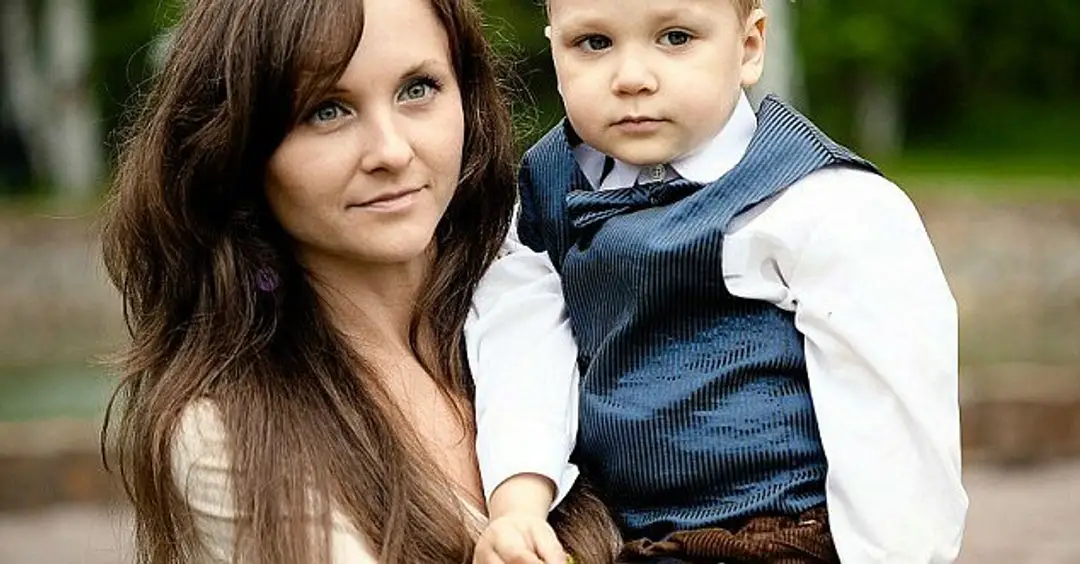 Anna (33†) so synom Gelom (8†).