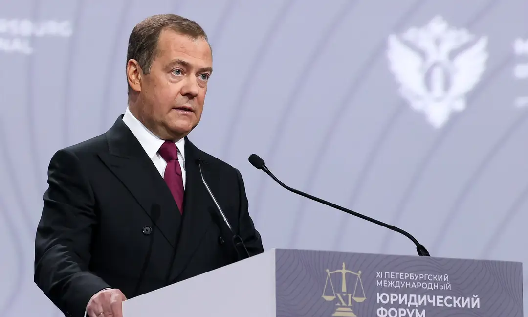 Russia_Medvedev349711