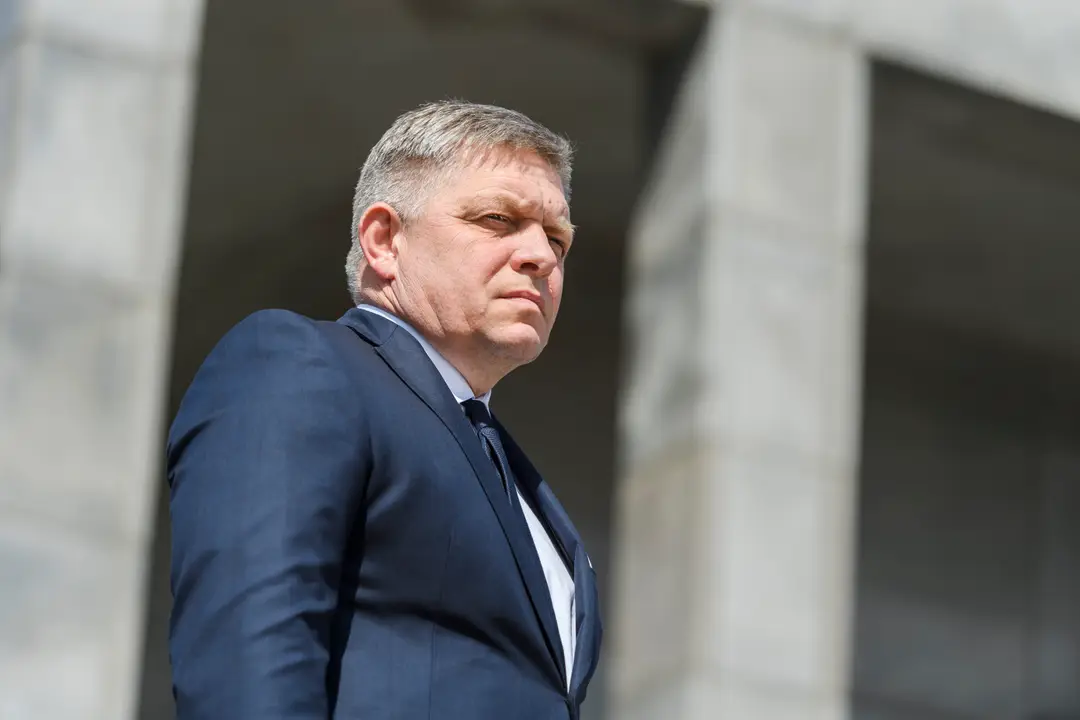 Na snímke predseda vlády SR Robert Fico počas pripomenutia si 79. výročia oslobodenia Bratislavy na Slavíne.