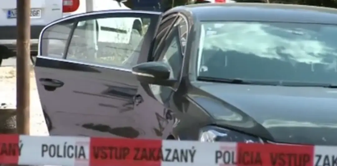 Otec nechal 2-ročnú Kristínku niekoľko hodín v aute
