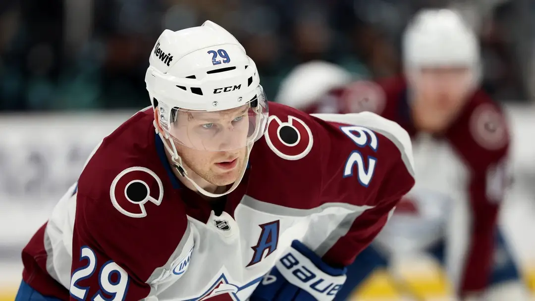 Nathan MacKinnon