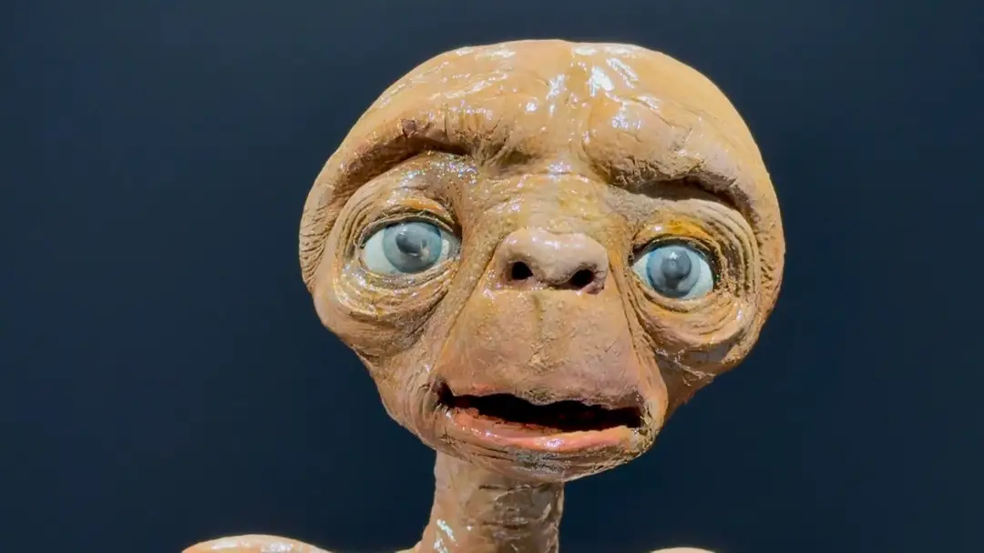 Predávajú mimozemšťana E.T.