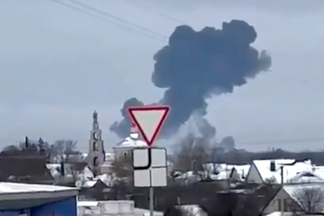 Havária ruského vojenského lietadla Il-76 v Belgorodskej oblasti hraničiacej s Ukrajinou.