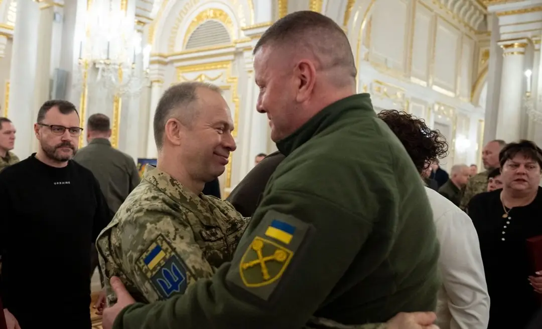 Oleksandr Syrskyj a Valerij Zalužnyj.