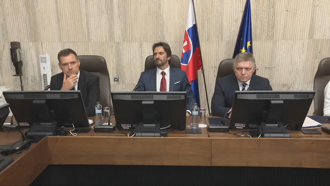 Sprava Robert Fico, Robert Kaliňák a Tomáš Taraba.