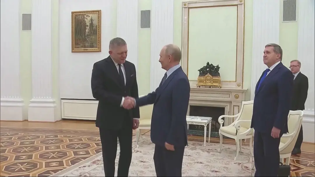 Robet Fico v Moskve.